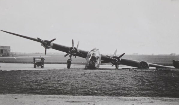 Aircraft photograph