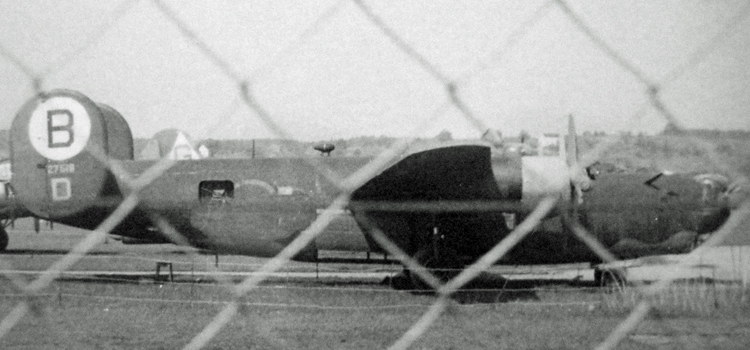 Aircraft photograph